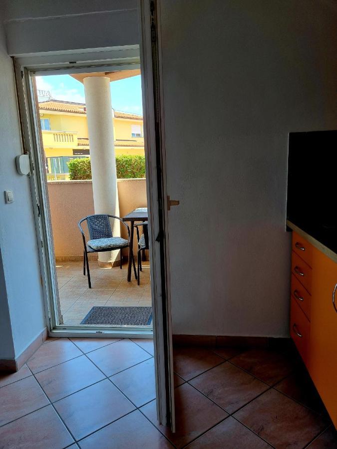 Apartments Ema Pula Zewnętrze zdjęcie