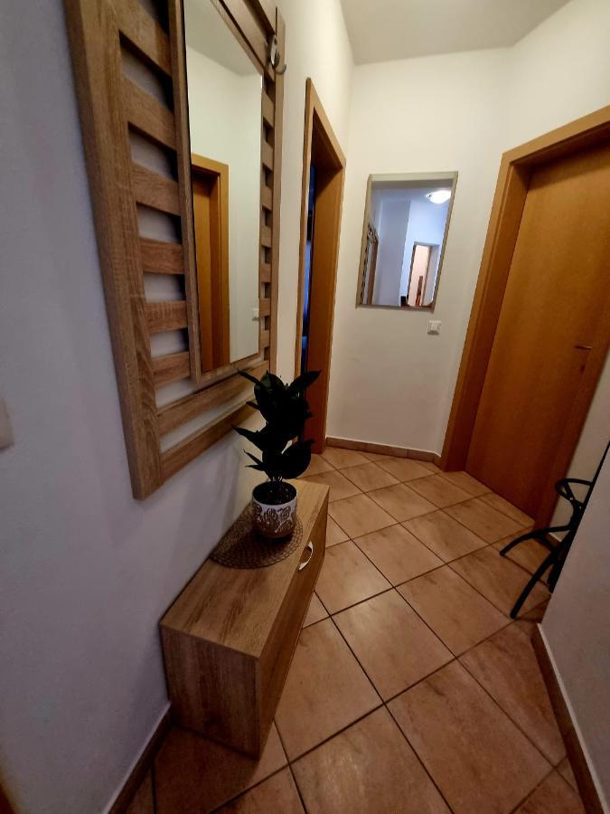 Apartments Ema Pula Zewnętrze zdjęcie