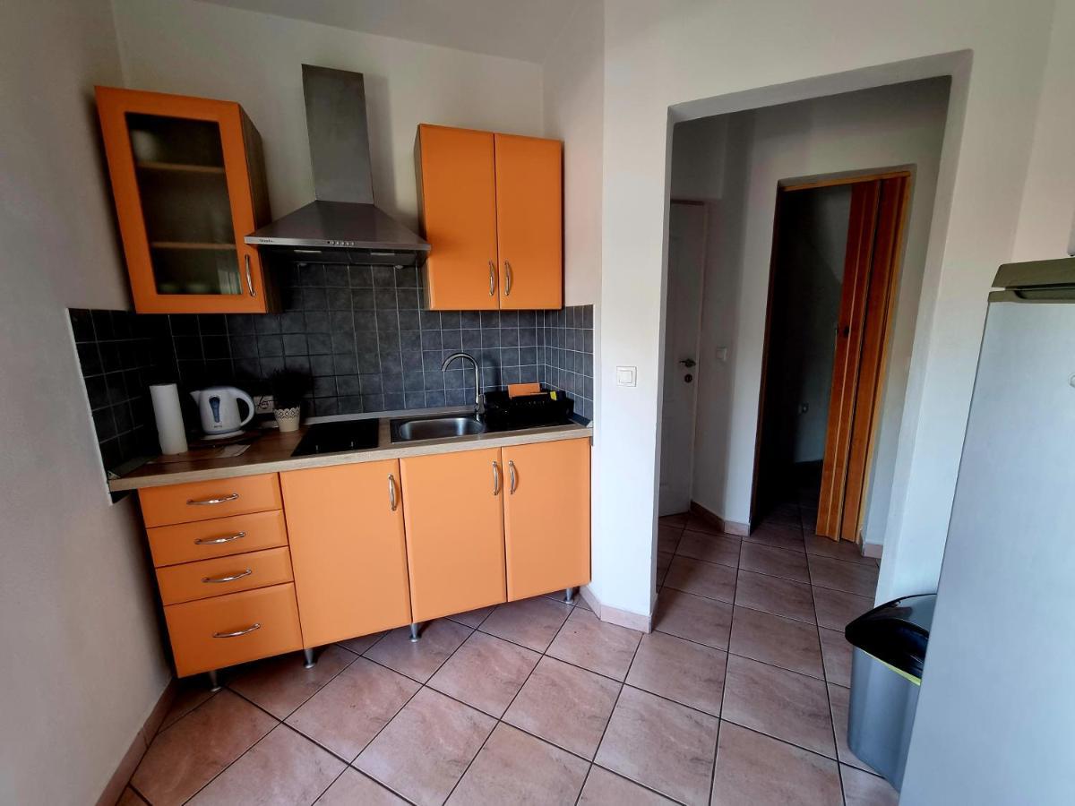 Apartments Ema Pula Zewnętrze zdjęcie