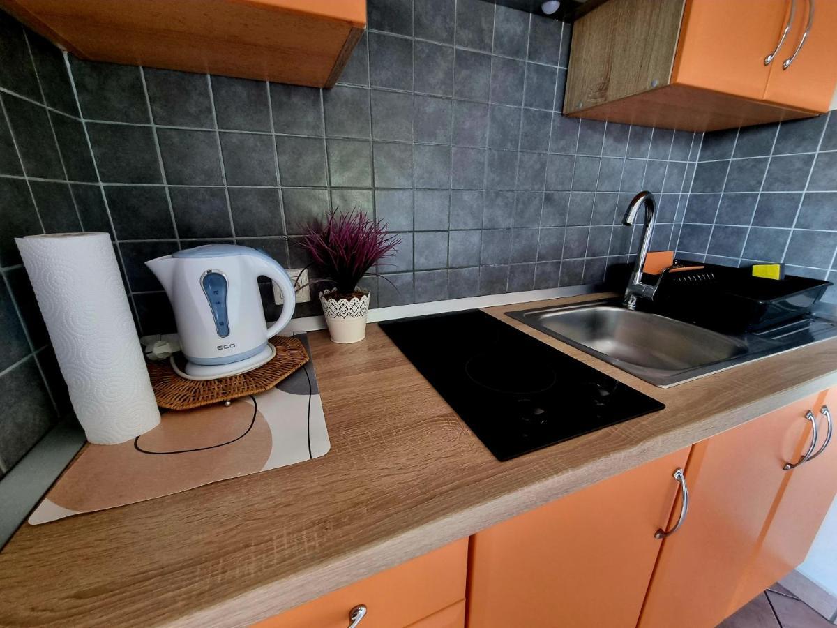 Apartments Ema Pula Zewnętrze zdjęcie