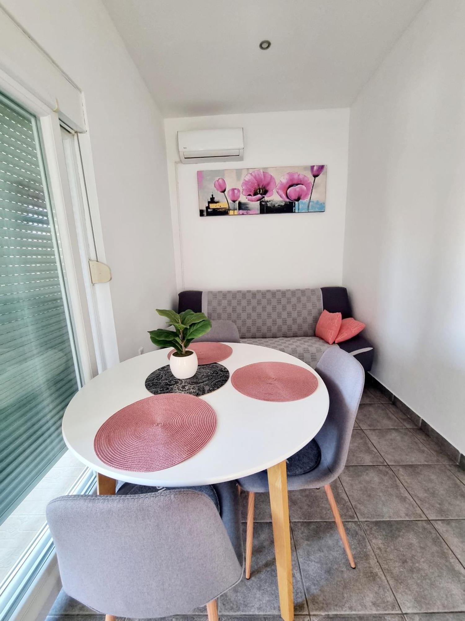 Apartments Ema Pula Zewnętrze zdjęcie