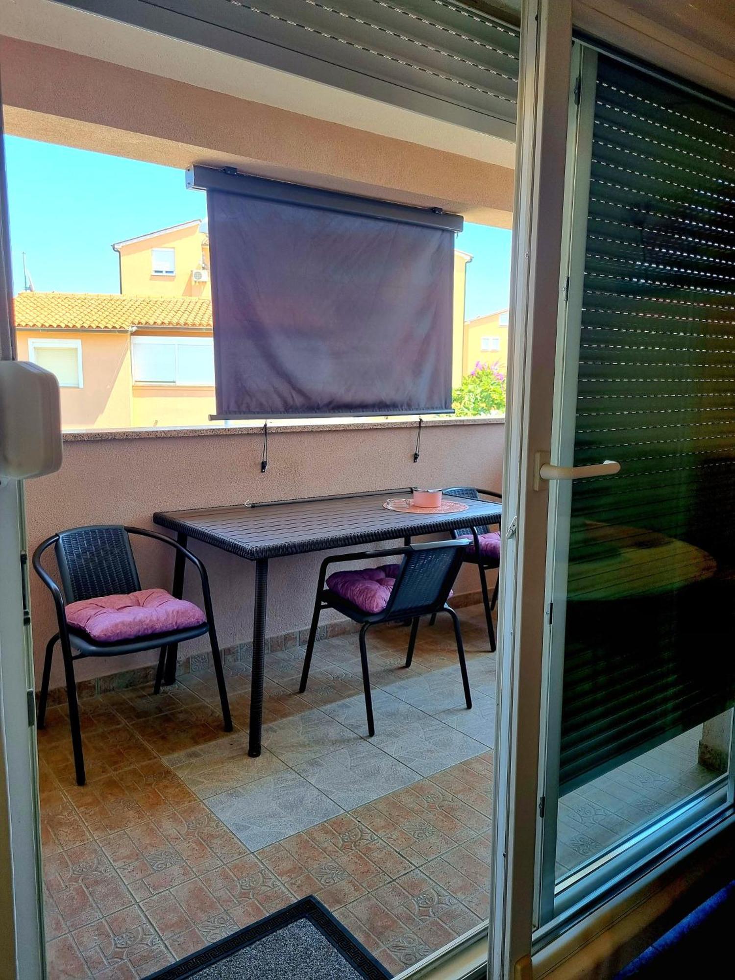 Apartments Ema Pula Zewnętrze zdjęcie